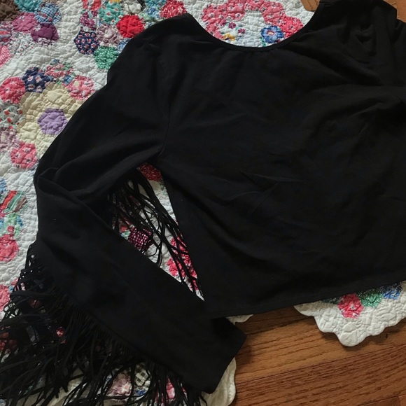 NWT! Zara Black Long Sleeve Crop Top With Fringe - Picture 2 of 7